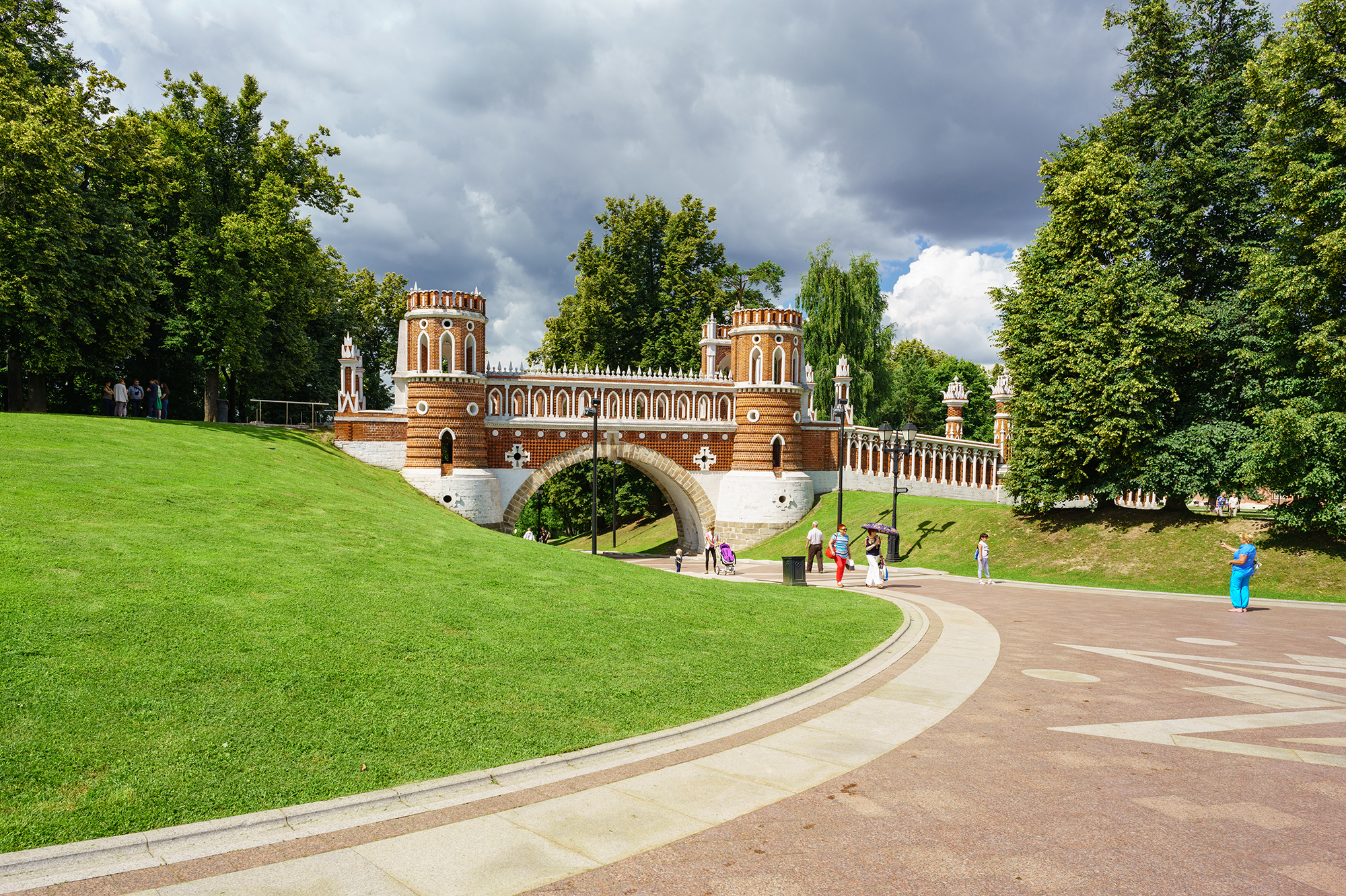 Московский парк царицыно